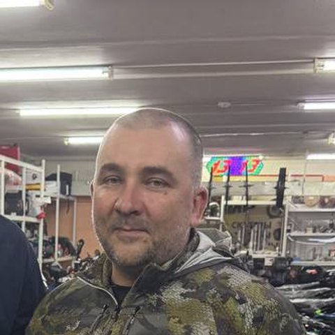Александр Лешко
